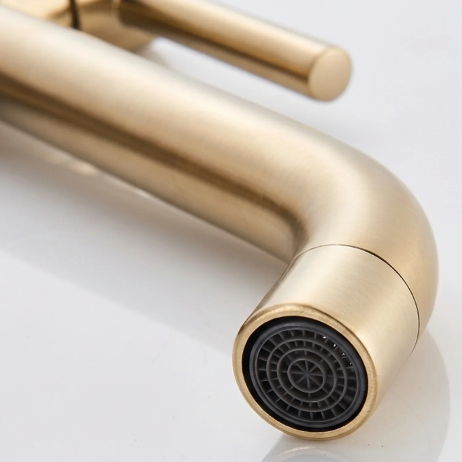 Elvheim - Bathroom Basin Faucet Single Handle Hot and Cold Mixer Tap - Image 19